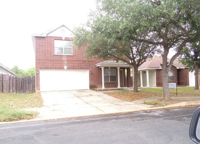 4-bedroom rental at 9131 Laguna in San Antonio TX
