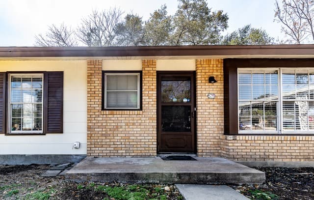 1006 Sumner Dr — photo 4