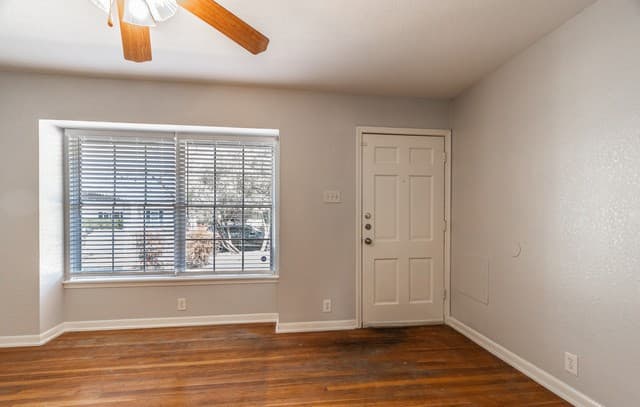 1006 Sumner Dr — photo 5