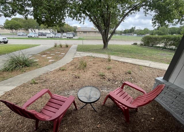 258 Cresham Dr — photo 3