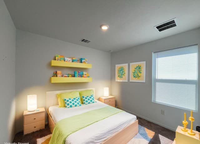 3-bedroom rental at 7630 Aston Cross in San Antonio, TX — photo 4