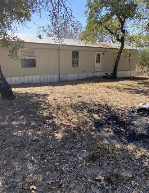 408 Oak Hollow — photo 4