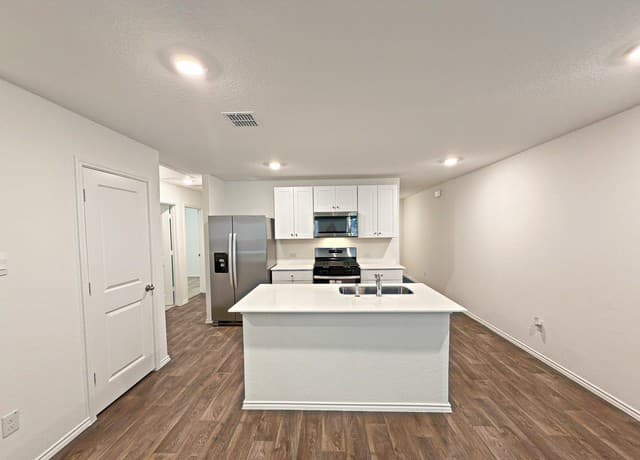 5017 Pitch Mark — photo 5