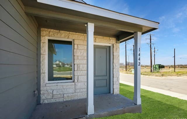 1442 Mira Mill — photo 2