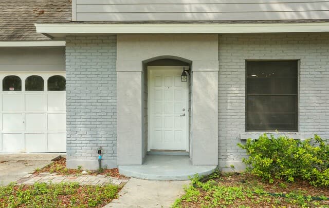 10406 Greenbay — photo 3