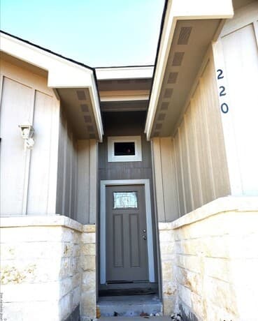 220 Byrd — photo 2