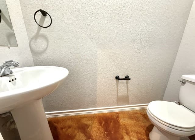 6412 Attucks Ln — photo 4