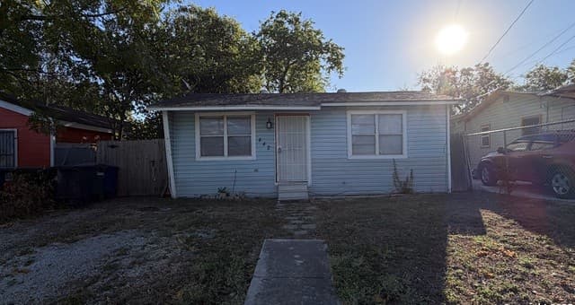 442 SW 41st — photo 2