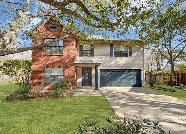 3-bedroom rental at 2910 Redsky Pass in San Antonio TX