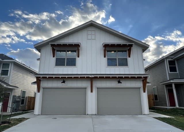 3-bedroom rental at 7513 Astro Field Unit 101 in San Antonio TX