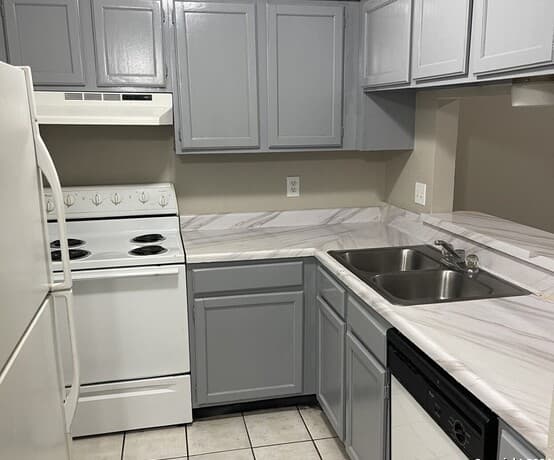 11303 Bel Air Unit D — photo 1