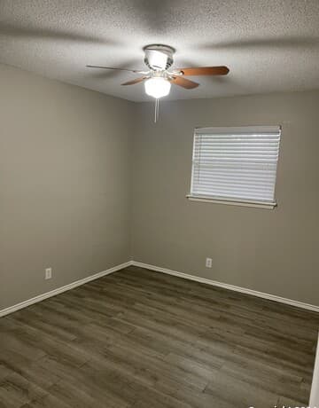 11303 Bel Air Unit D — photo 5