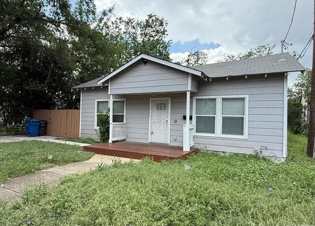 1315 S Olive St. — photo 2