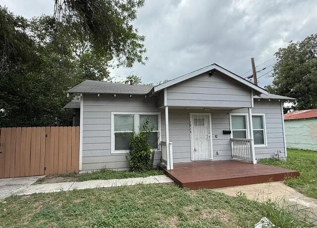 1315 S Olive St. — photo 5