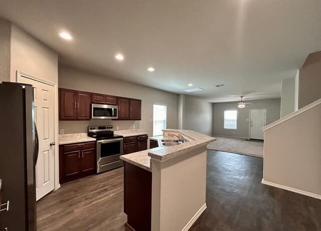 7122 Mesa Cliffs — photo 1