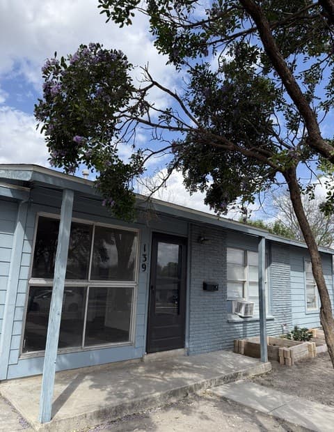 139 Trudell — photo 3