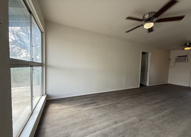 139 Trudell — photo 4