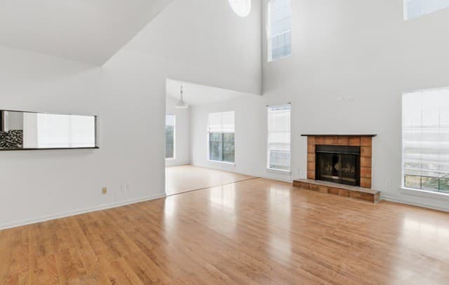 2255 Thousand Oaks Unit 801 — photo 2