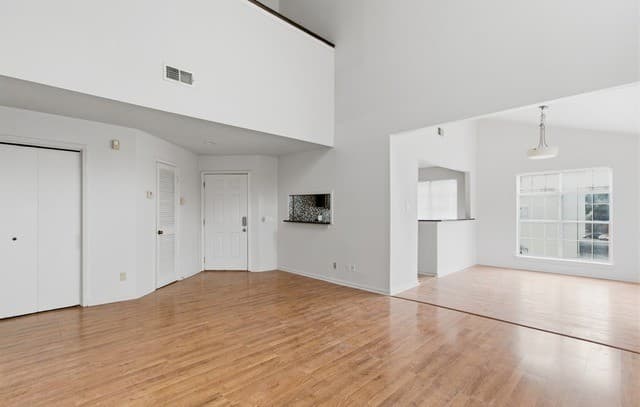 2255 Thousand Oaks Unit 801 — photo 3