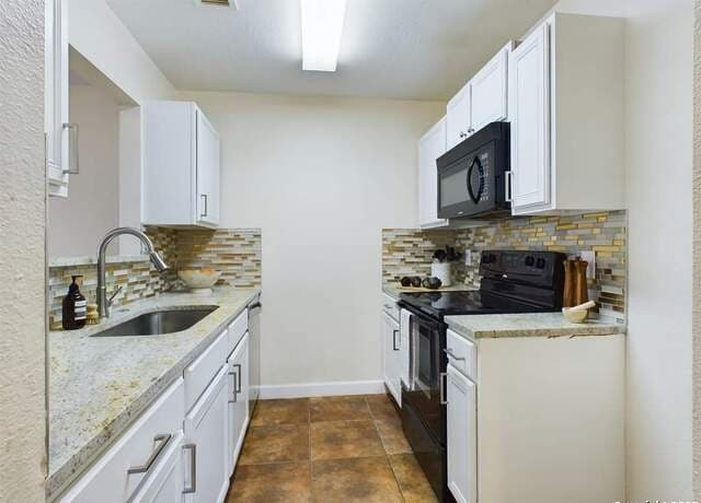 3-bedroom rental at 9539 Celine in San Antonio, TX — photo 4