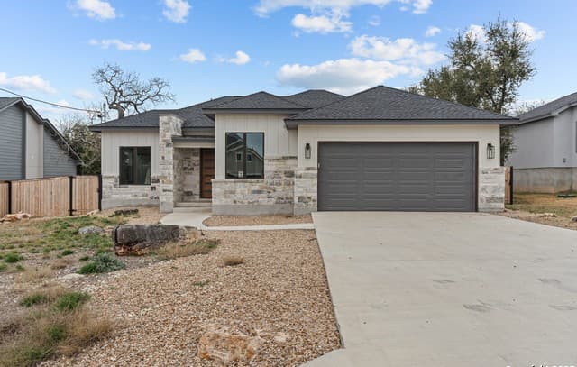 3-bedroom rental at 103 Robert Sloan in Blanco TX