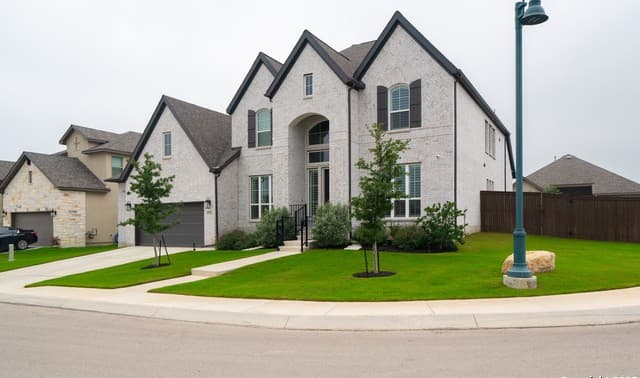 1729 Crystal Bridges — photo 2