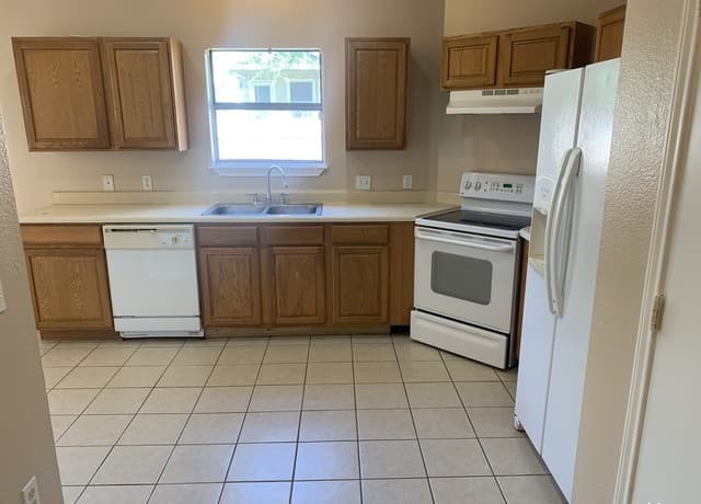 6911 Hallie Ridge — photo 3