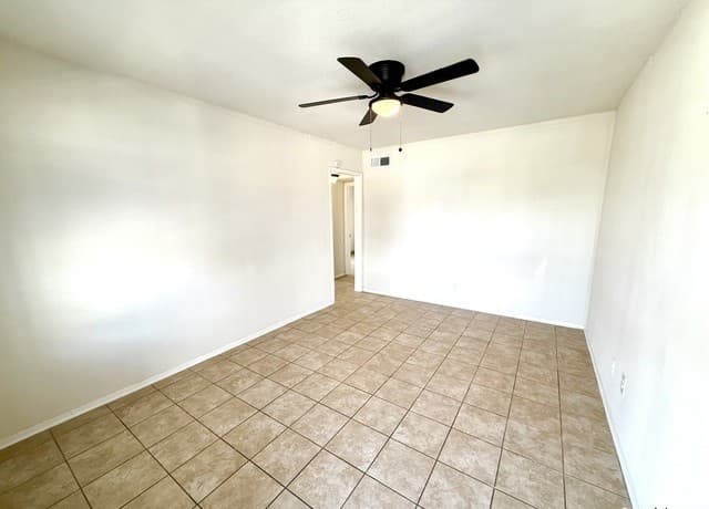 520 Prado St Unit 1 — photo 2