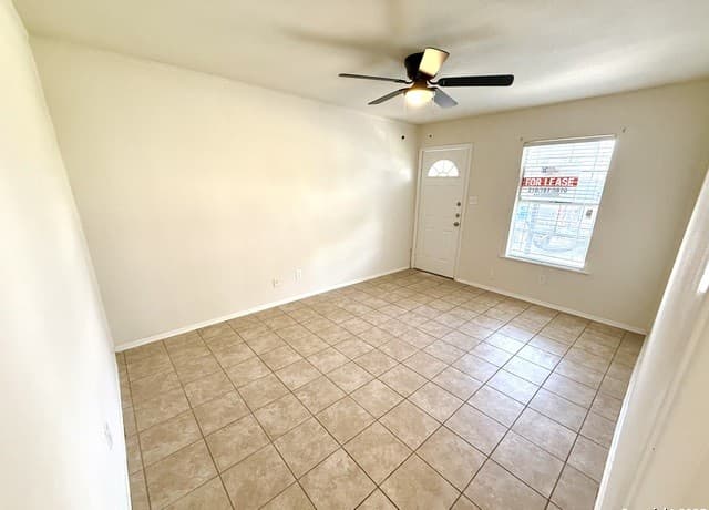 520 Prado St Unit 1 — photo 4