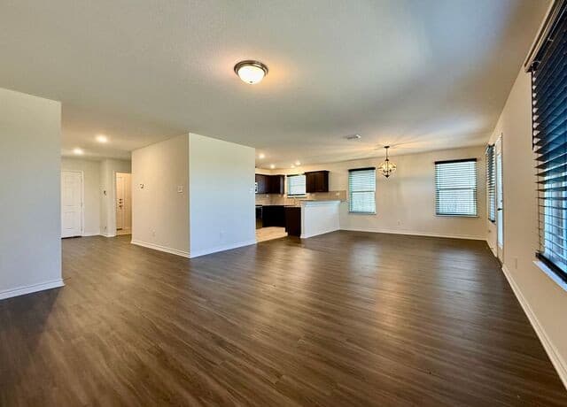 3-bedroom rental at 1311 Swan Court in San Antonio, TX — photo 5
