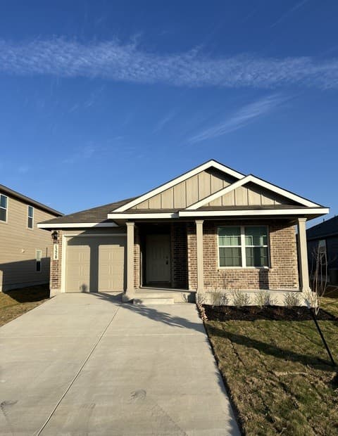 3-bedroom rental at 13928 San Saba Falls in San Antonio TX