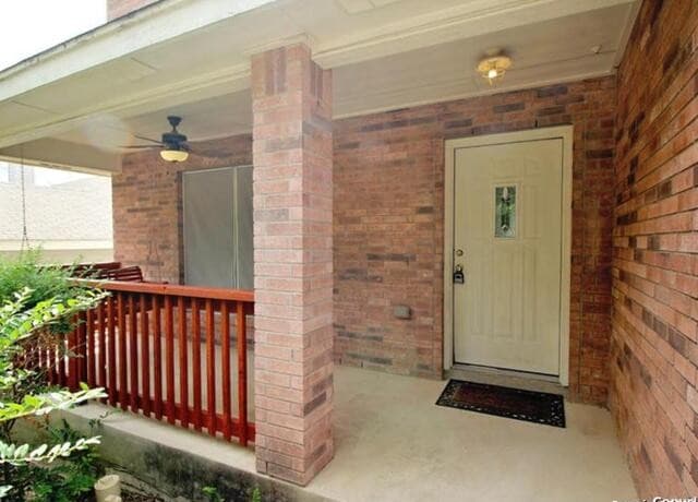 4-bedroom rental at 7326 Tamburo in San Antonio, TX — photo 3