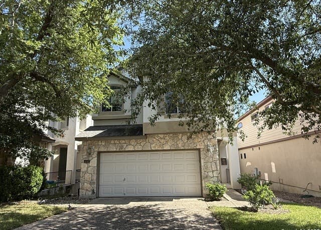 4-bedroom rental at 1242 Tweed Willow in San Antonio, TX — photo 2