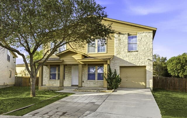 10018 Fisherman Pier