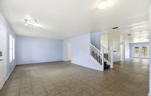 4-bedroom rental at 10018 Fisherman Pier in San Antonio, TX — photo 3