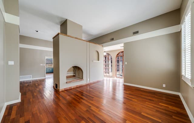 301 Wickford Way St — photo 4