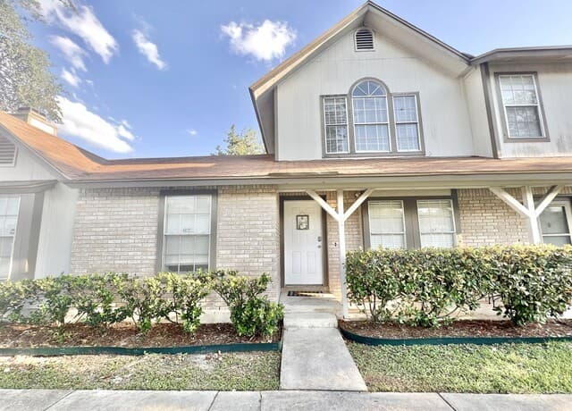 2-bedroom rental at 10254 Dover Unit 302 in San Antonio TX
