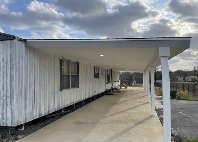 3-bedroom rental at 13510 Elm Forrest in San Antonio TX
