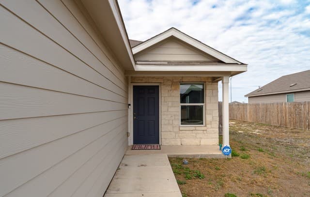 4111 Imogene Ivy — photo 2