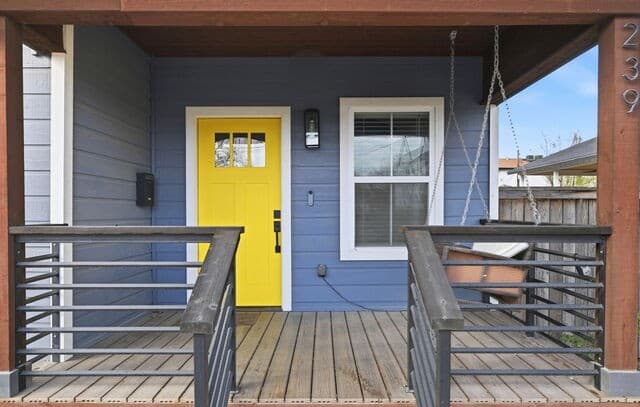 239 Porter St — photo 3