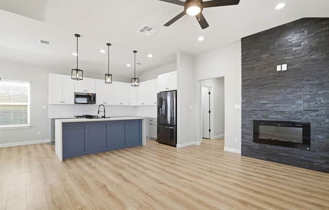 239 Porter St — photo 5