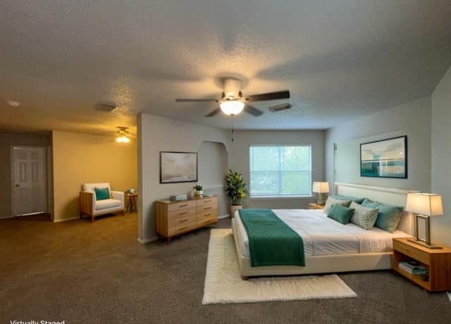 3-bedroom rental at 10535 Dugas Drive in San Antonio, TX — photo 4
