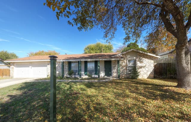 12810 Weeping Oak Trl — photo 2