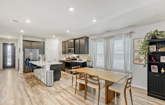 503 Shelton Pass — photo 4