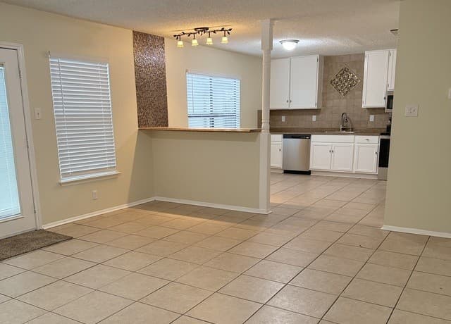 8351 Longhorn Ridge — photo 5