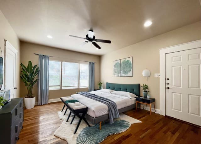 1539 W Woodlawn Ave Unit 2 — photo 4