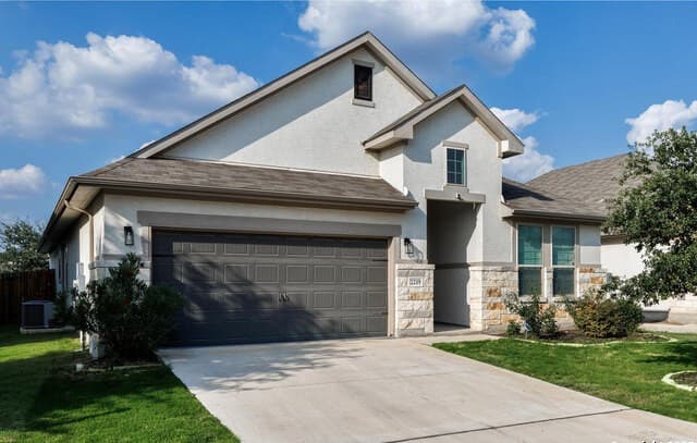 4-bedroom rental at 2219 Castello in San Antonio TX