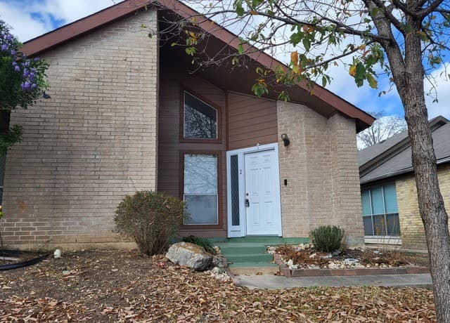 8427 Cranberry Hill Unit #2 — photo 2