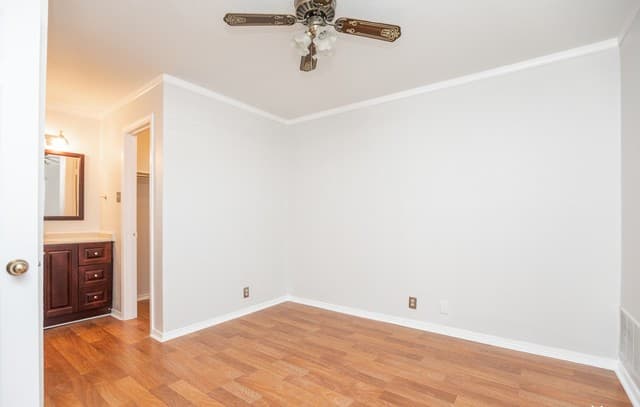 11610 Vance Jackson Unit 1095 — photo 5