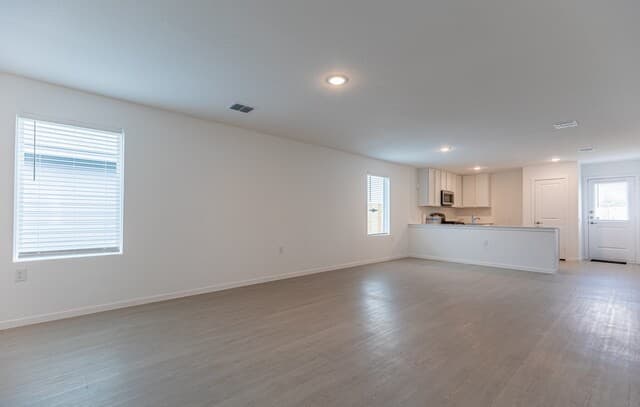 10815 Lillia — photo 5